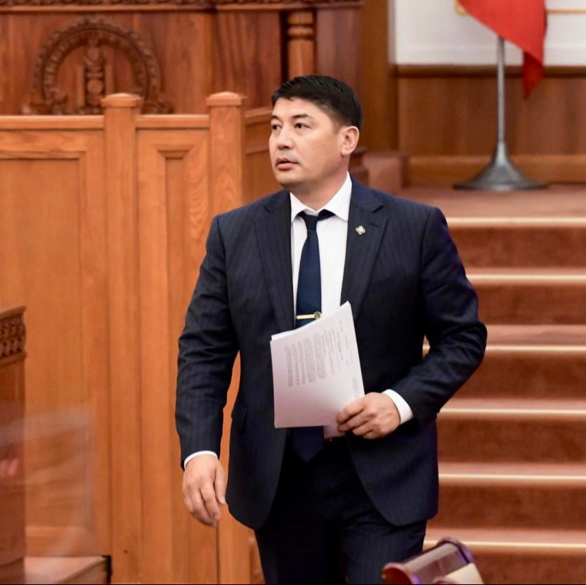 Т.Аубакир: Ажилгүйдлийн тэтгэмжийн журмыг чангаруулна